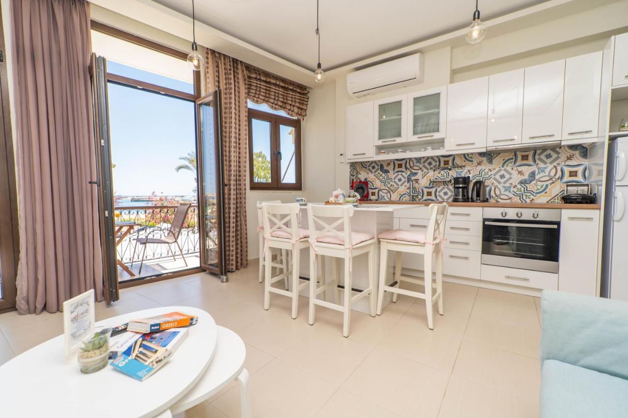 Blue Sea Relax Apartment 罗希姆诺 外观 照片