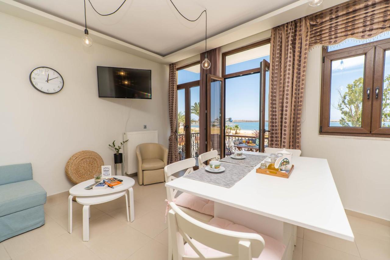 Blue Sea Relax Apartment 罗希姆诺 外观 照片